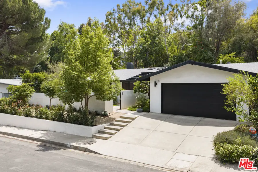 3135 Nichols Canyon Road, Los Angeles, CA 90046 - #3