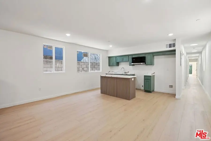 1354 E 108th Street, Los Angeles, CA 90059 - #3