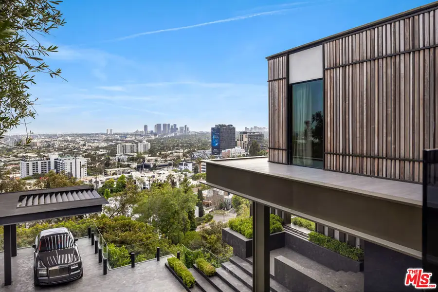 8741 St Ives Drive, Los Angeles, CA 90069 - #2