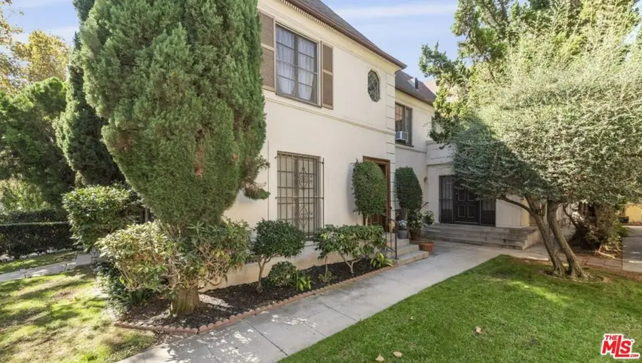 207 N Swall Drive, Beverly Hills, CA 90211 - #3