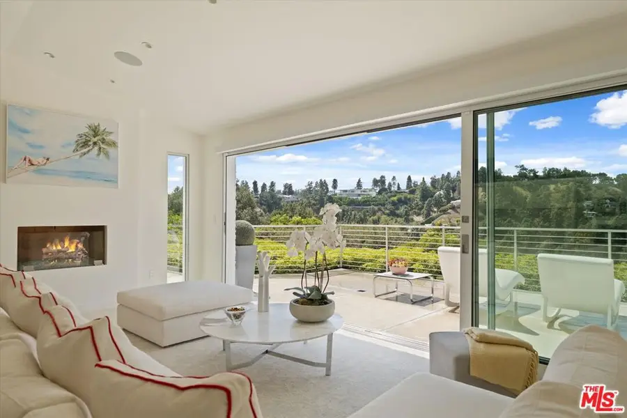 9422 Readcrest Drive, Beverly Hills, CA 90210 - #2