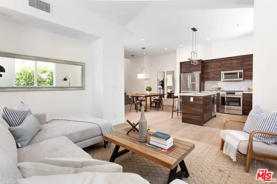 4236 Sawtelle Boulevard, Los Angeles, CA 90066 - #3