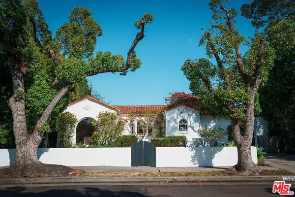 1060 Superba Avenue, Venice, CA 90291