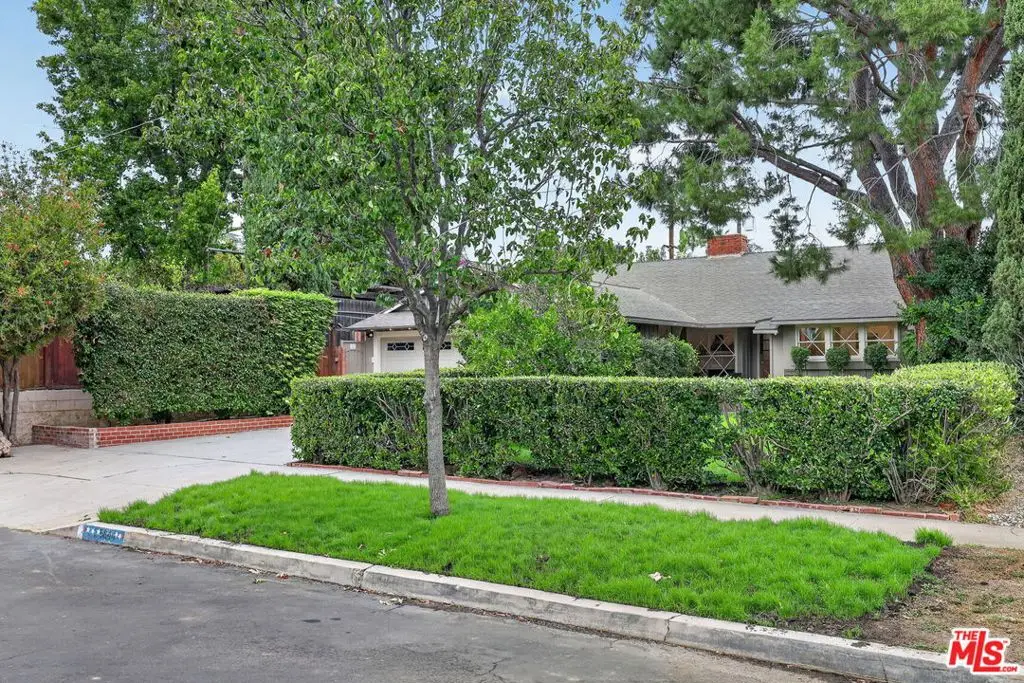 5844 Murietta Avenue, Valley Glen, CA 91401 - #1