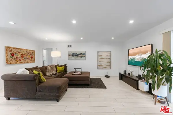 2002 4th Street #102, Santa Monica, CA 90405