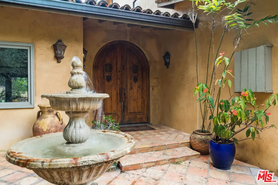 2695 La Cuesta Drive, Los Angeles, CA 90046 - #3