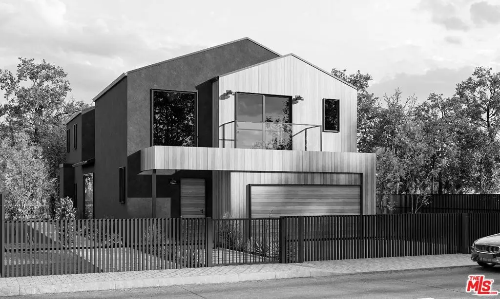 2040 Glencoe Avenue, Venice, CA 90291 - #1
