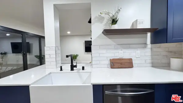 1010 Hammond Street #306, West Hollywood, CA 90069