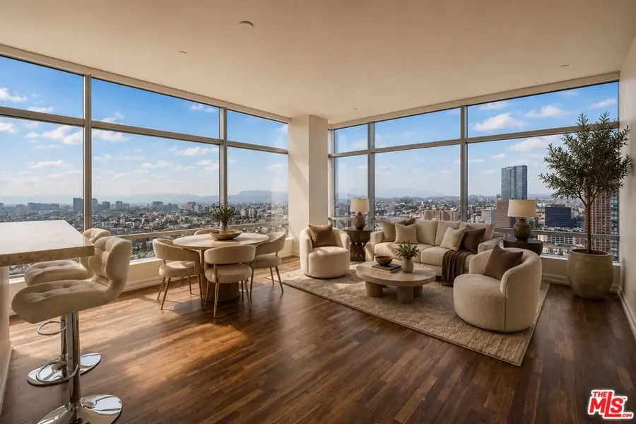 900 W Olympic Boulevard #34J, Los Angeles, CA 90015 - #2
