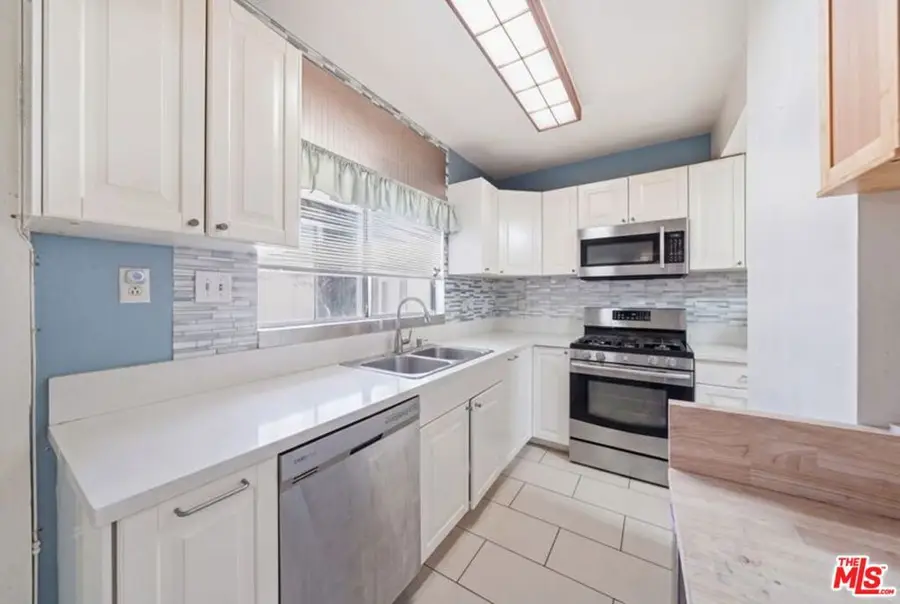 1220 Crenshaw Boulevard, Los Angeles, CA 90019 - #3