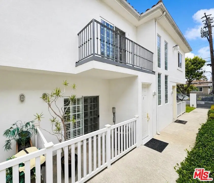 418 E Hardy Street #2, Inglewood, CA 90301 - #2