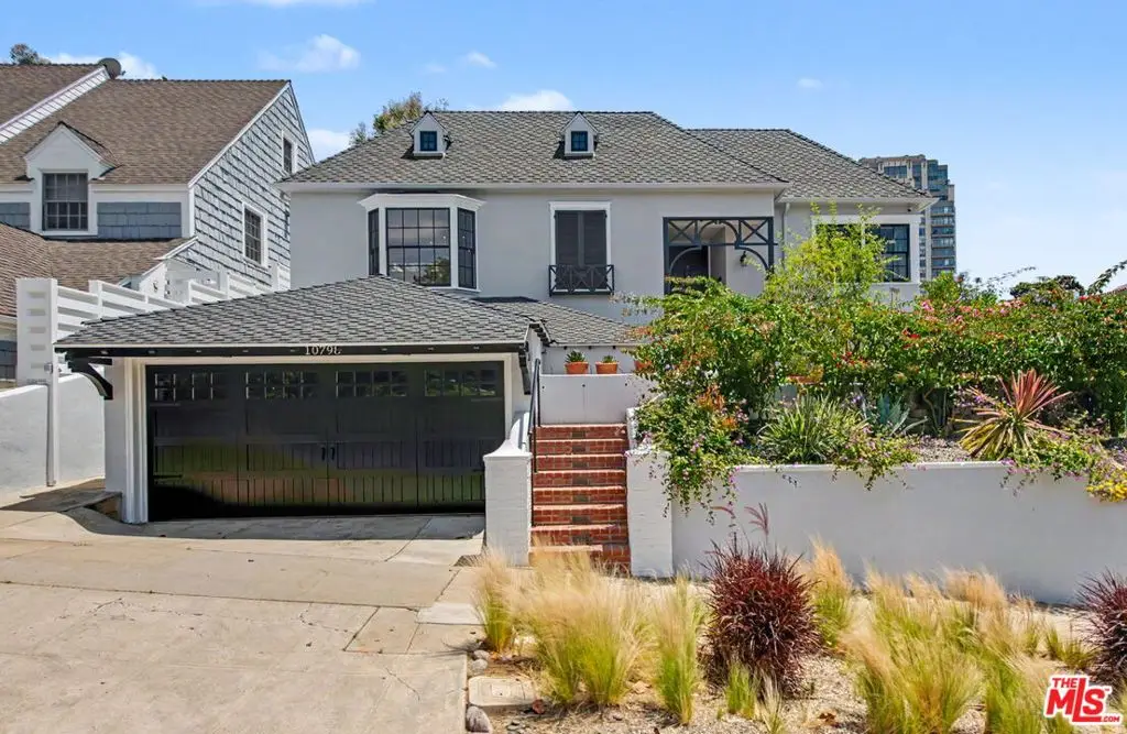 10798 Weyburn Avenue, Los Angeles, CA 90024 - #1