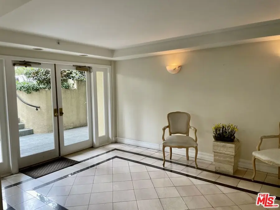 146 S Clark Drive #102, Los Angeles, CA 90048 - #3