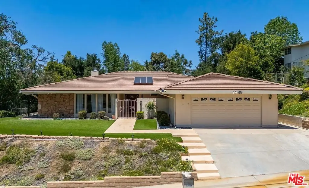 22525 Dardenne Street, Calabasas, CA 91302 - #1