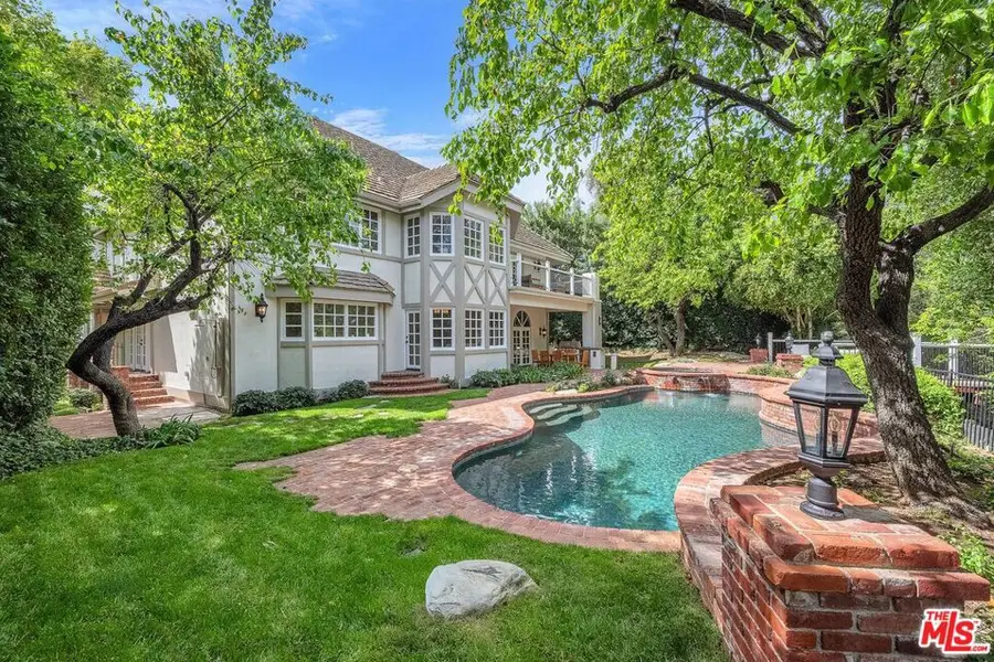 3225 Iredell Lane, Studio City, CA 91604 - #2