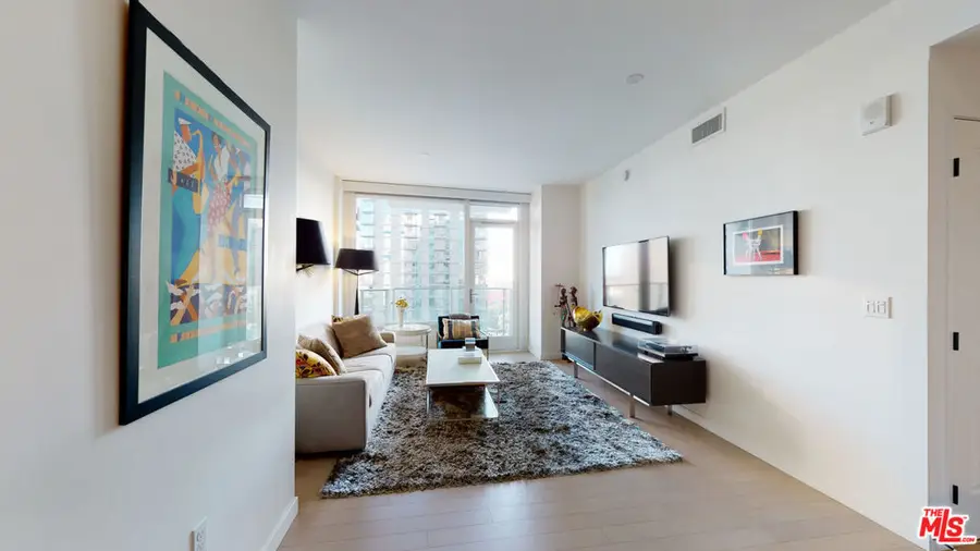 1050 S Grand Avenue #1303, Los Angeles, CA 90015 - #2