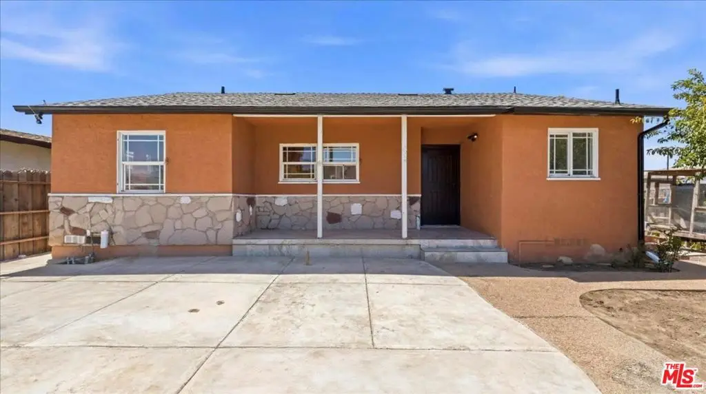 702 E 157th Street, Compton, CA 90220 - #1