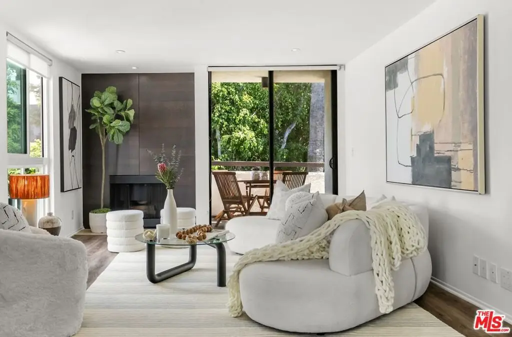 911 N Kings Road #321, West Hollywood, CA 90069 - #1