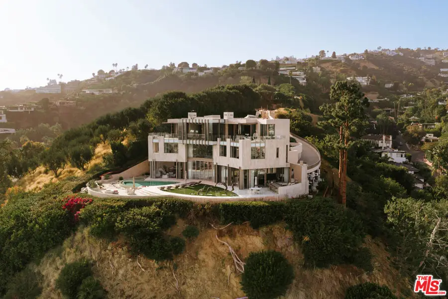 1302 Collingwood Place, West Hollywood, CA 90069 - #2