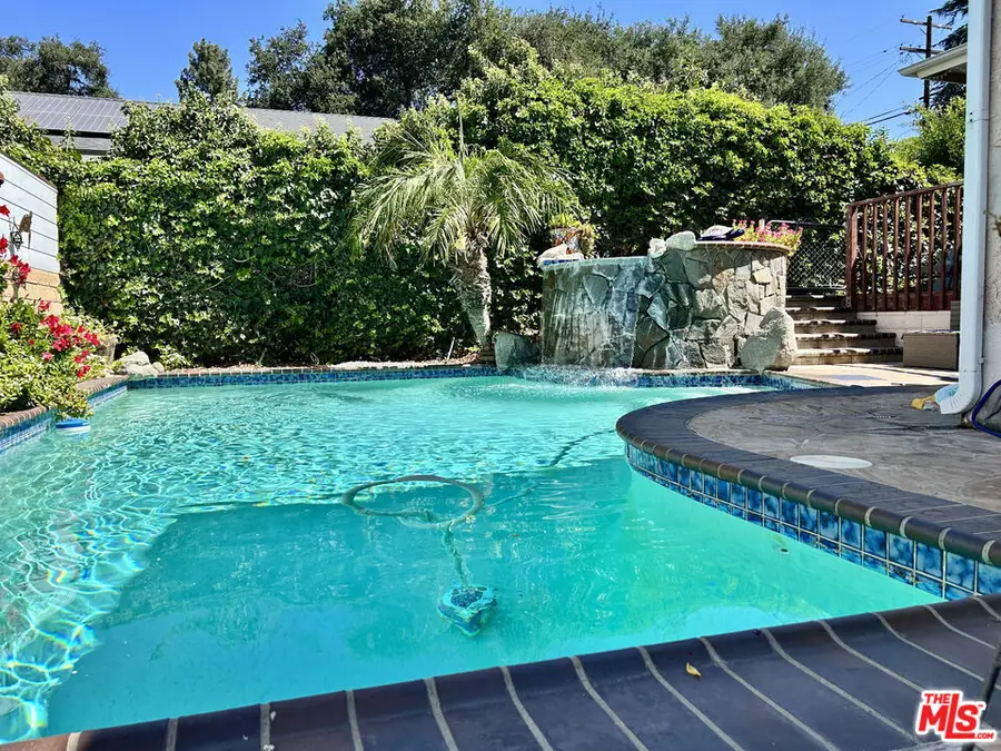 10205 Fairgrove Avenue, Tujunga, CA 91042 - #2