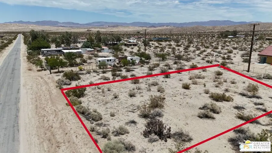 101 Wilshire Avenue, Twentynine Palms, CA 92277 - #2