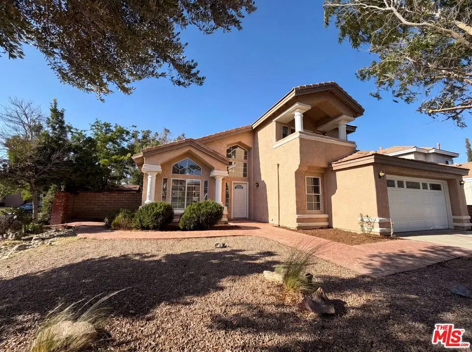 5545 W Avenue L6, Lancaster, CA 93536 - #1