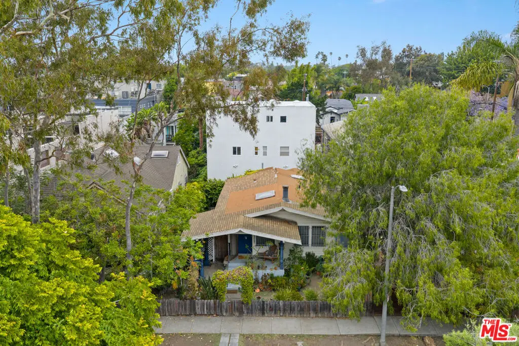 563 Westminster Avenue, Venice, CA 90291 - #1