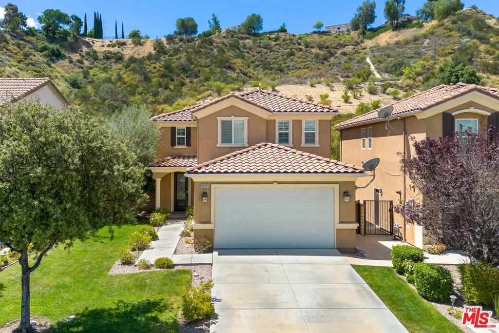 19850 Holly Drive, Santa Clarita, CA 91350 - #1
