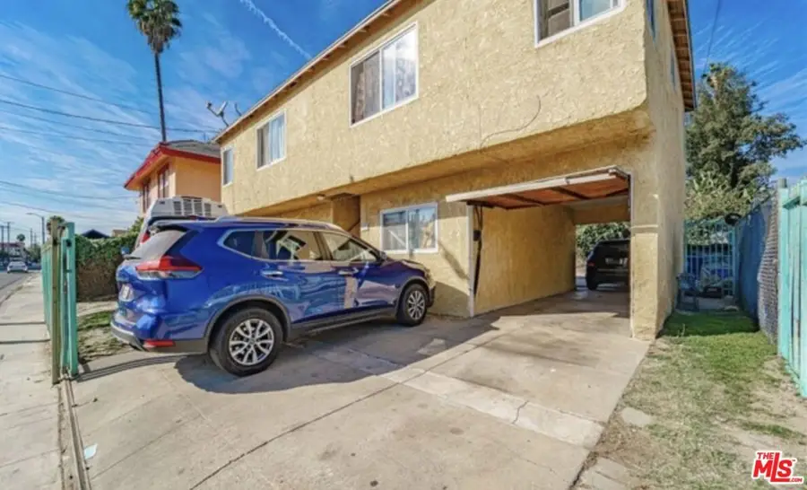 901 W 83rd Street, Los Angeles, CA 90044 - #2