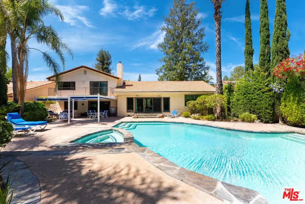 5041 Orrville Avenue, Woodland Hills, CA 91367 - #1