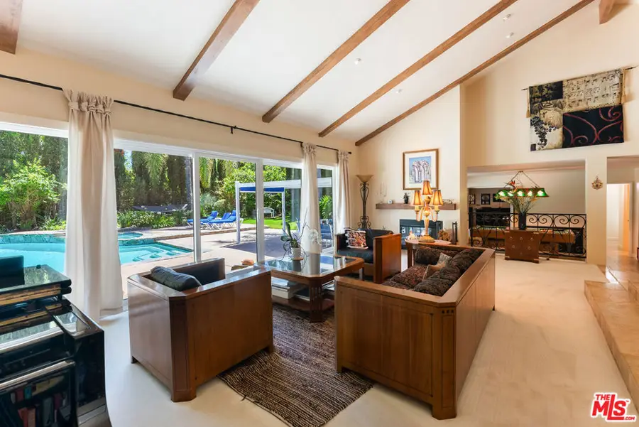 5041 Orrville Avenue, Woodland Hills, CA 91367 - #2