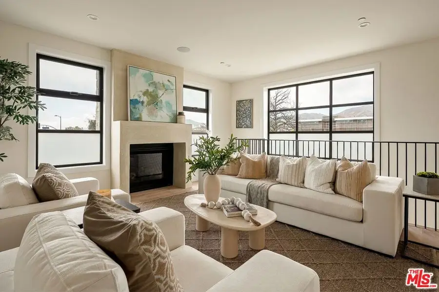 14816 Drummond Street, Pacific Palisades, CA 90272 - #2