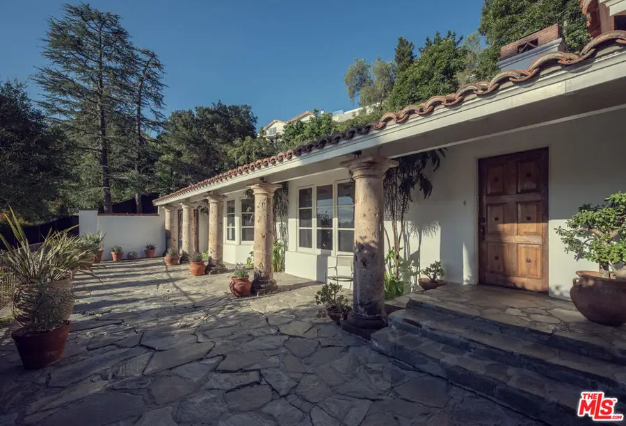 2627 Outpost Drive, Los Angeles, CA 90068 - #2