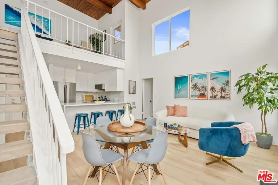 16 Quarterdeck Street #301, Marina Del Rey, CA 90292 - #2