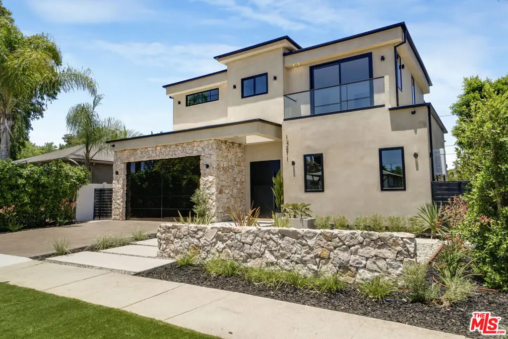 17811 Collins Street, Encino, CA 91316 - #1