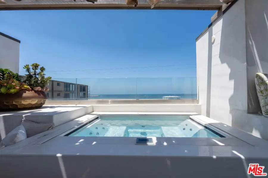 15 Reef Street, Marina Del Rey, CA 90292 - #2