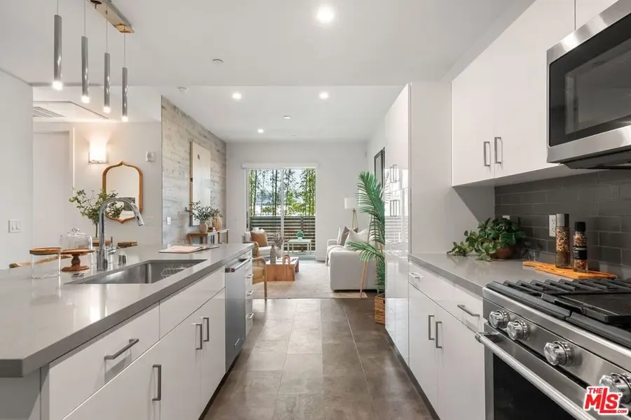 4140 Glencoe Avenue #302, Marina Del Rey, CA 90292 - #3