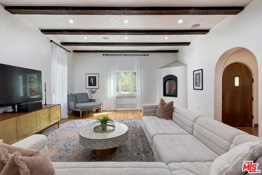 3447 Primera Avenue, Los Angeles, CA 90068 - #2