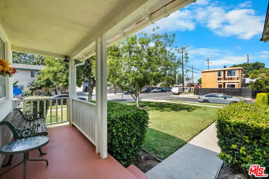 8900 Amigo Avenue, Northridge, CA 91324 - #3