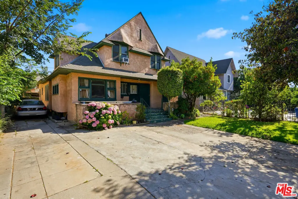 1760 W 24th Street, Los Angeles, CA 90018 - #1