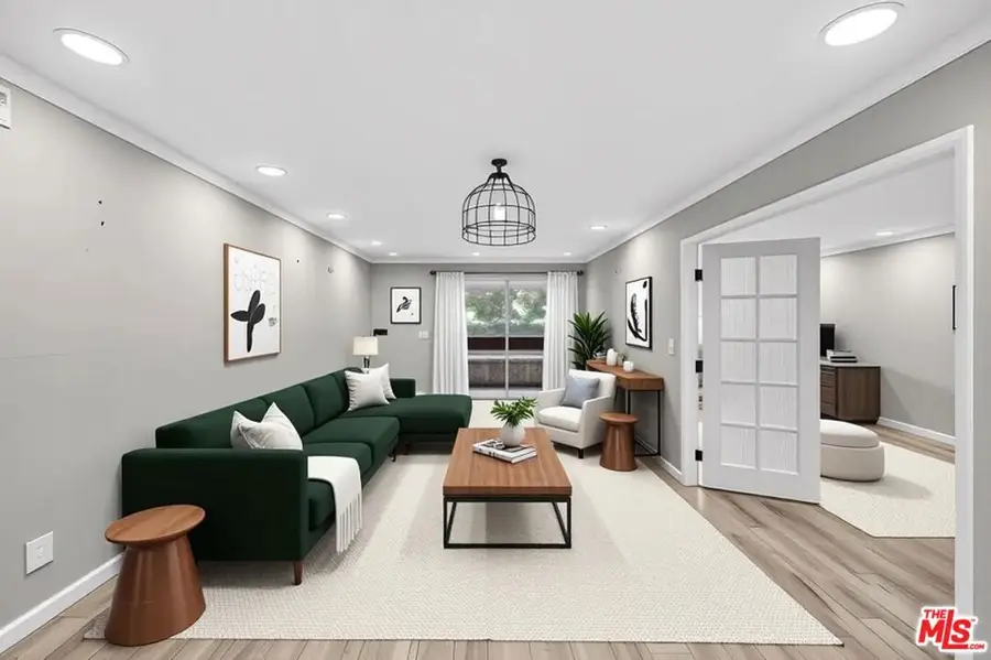 2700 Cahuenga Boulevard #4220, Los Angeles, CA 90068 - #2