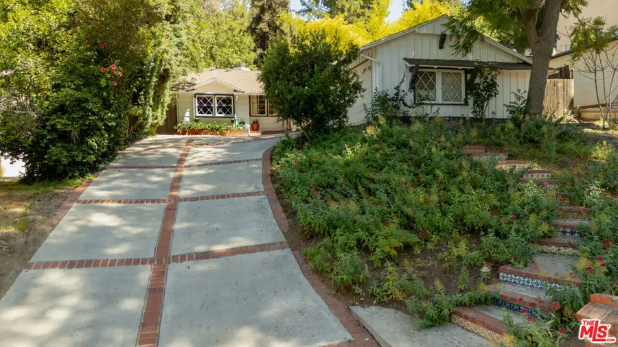 22370 Macfarlane Drive, Woodland Hills, CA 91364 - #2
