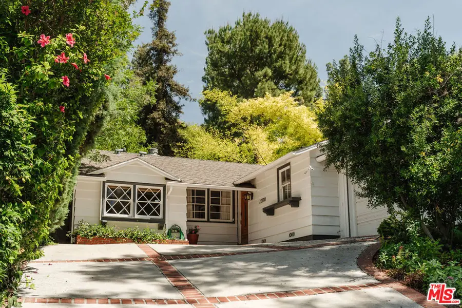 22370 Macfarlane Drive, Woodland Hills, CA 91364 - #3