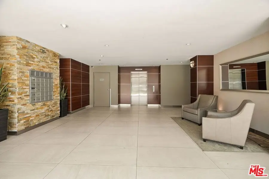 1617 S Beverly Glen Boulevard #404, Los Angeles, CA 90024 - #3
