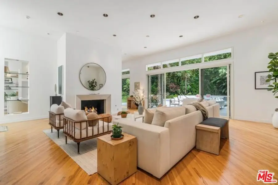 816 N Kenter Avenue, Los Angeles, CA 90049 - #3