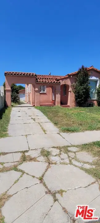 9149 S Halldale Avenue, Los Angeles, CA 90047 - #2