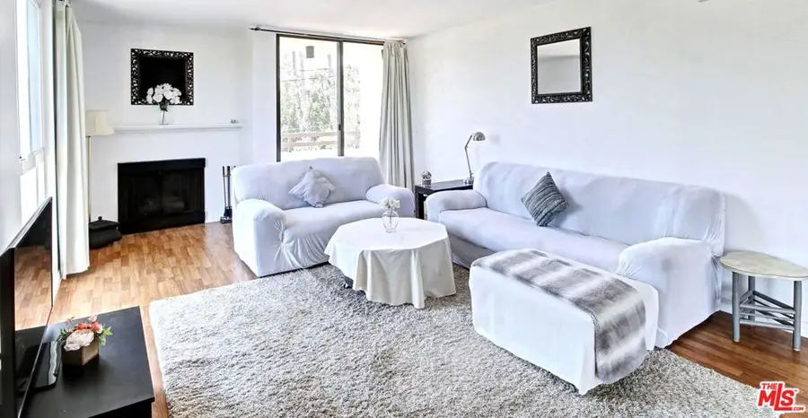 911 N Kings Road #310, West Hollywood, CA 90069 - #2