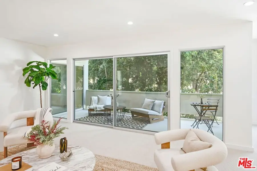 516 San Vicente Boulevard #206, Santa Monica, CA 90402 - #2