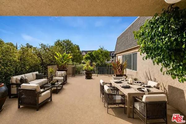 2385 Roscomare Road #D17, Los Angeles, CA 90077