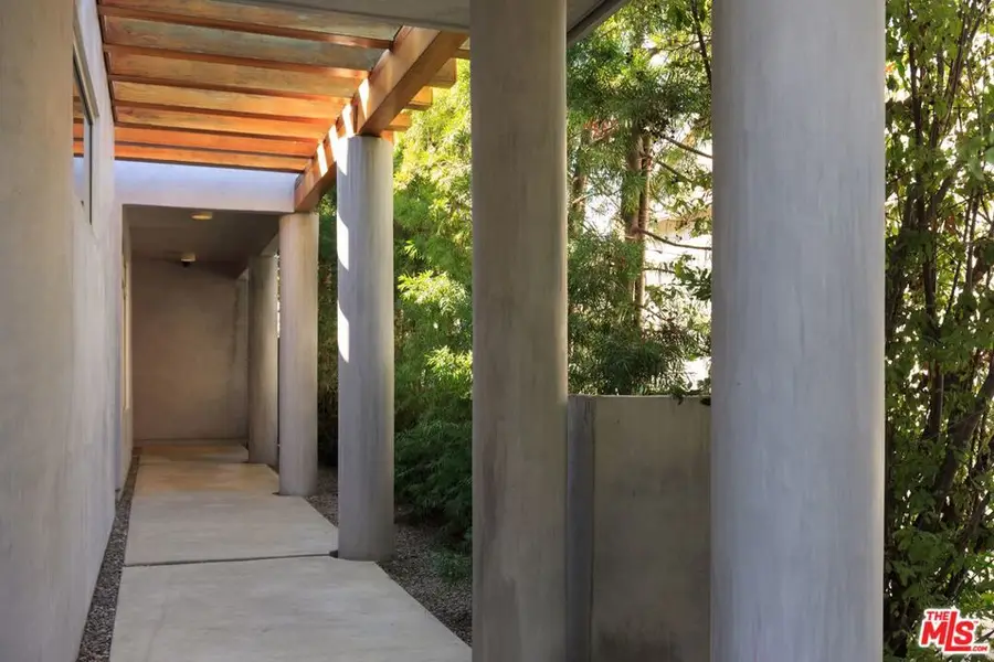 507 N Lucerne Boulevard, Los Angeles, CA 90004 - #3